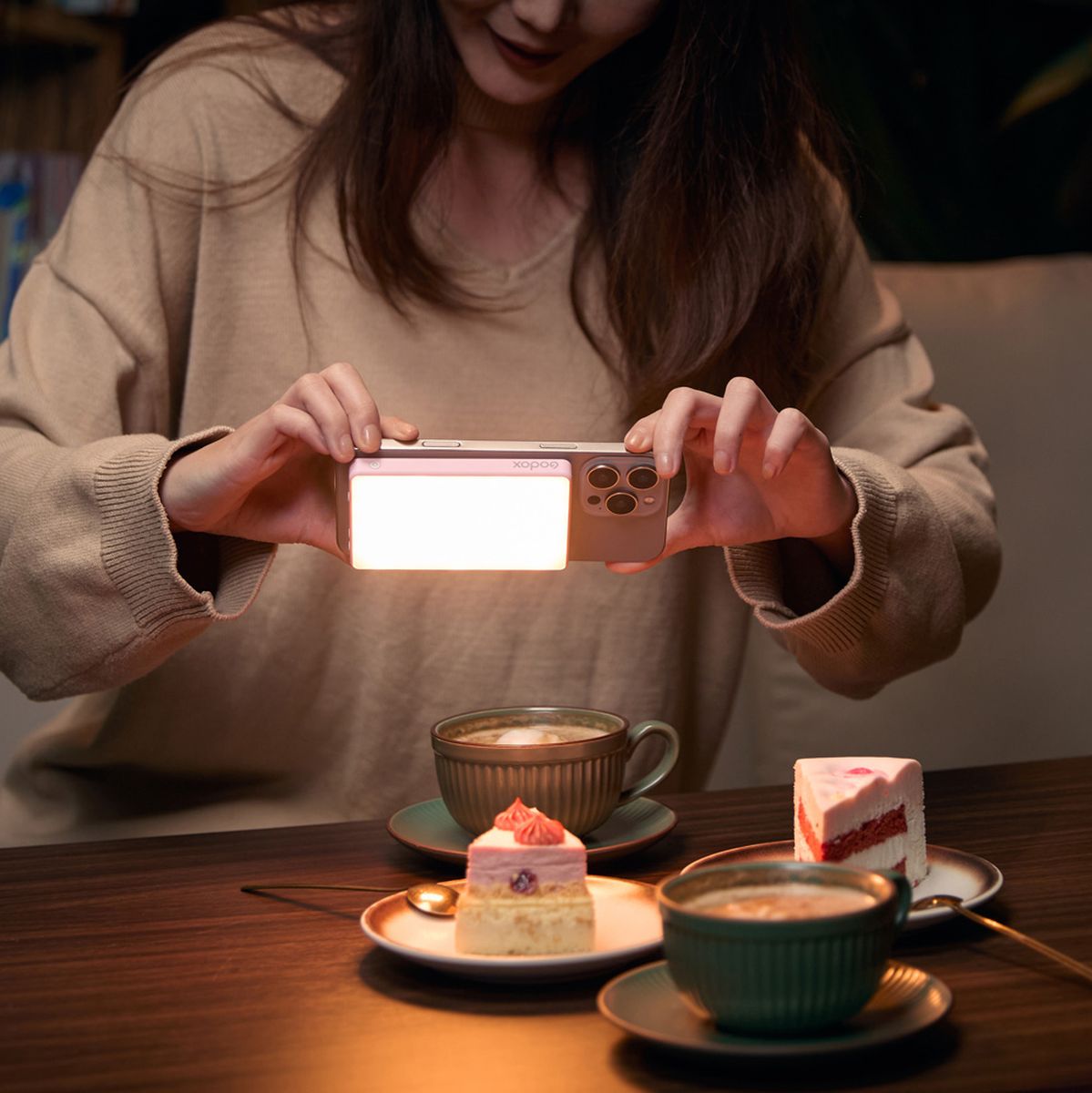 Godox MA5R Mobile Power Bank RGB LED Light white